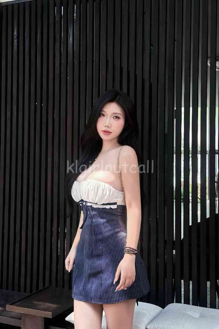 Yumi (18)